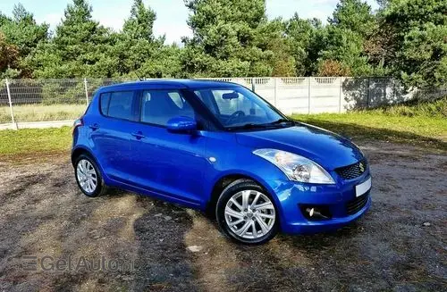 SUZUKI Swift 