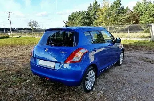 SUZUKI Swift 