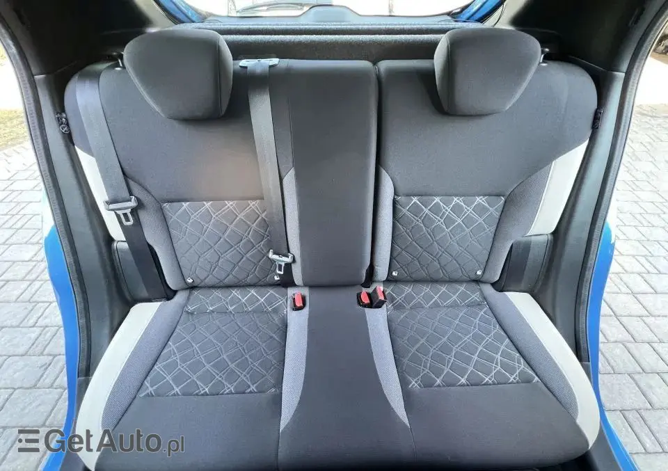 NISSAN Micra 1.0 Acenta