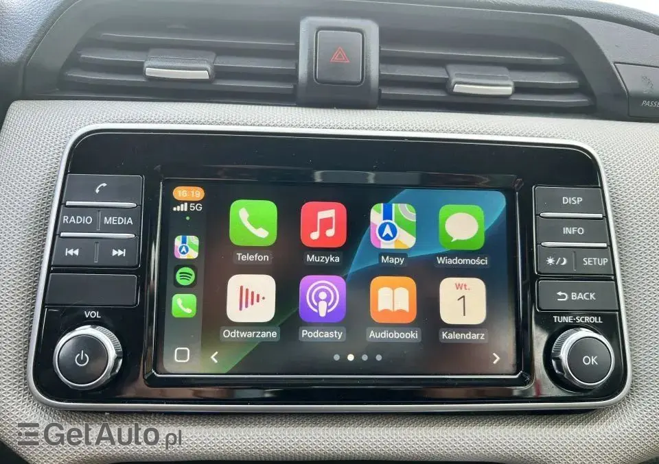 NISSAN Micra 1.0 Acenta