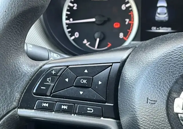 NISSAN Micra 1.0 Acenta