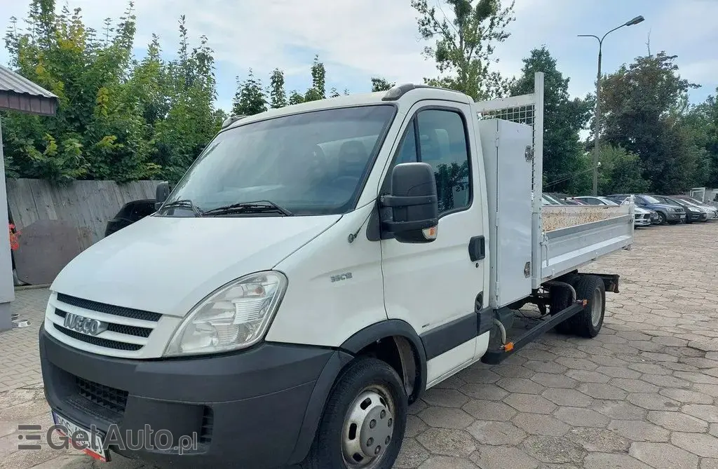 IVECO 35 Daily 