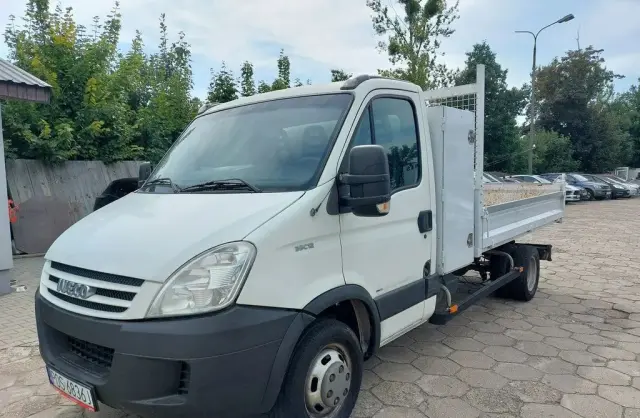 IVECO 35 Daily 