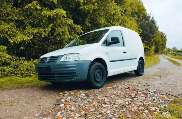 VOLKSWAGEN Caddy 
