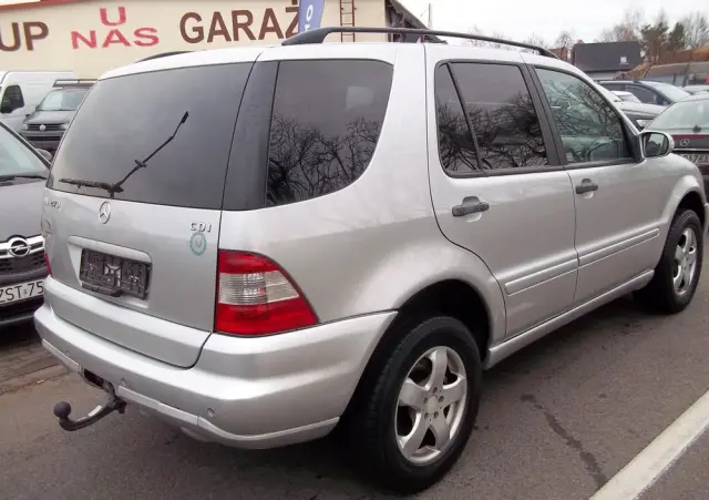 MERCEDES-BENZ ML 