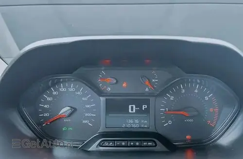 PEUGEOT Partner 