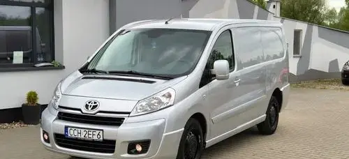 TOYOTA Proace 