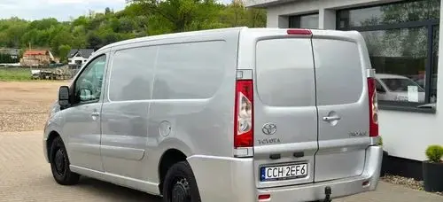 TOYOTA Proace 