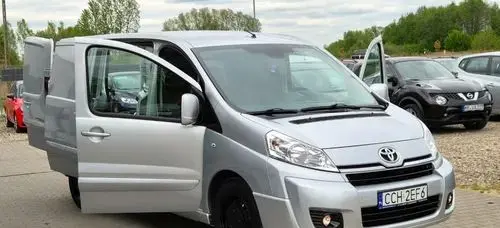 TOYOTA Proace 