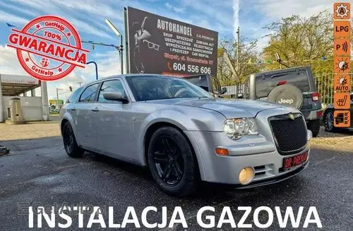 CHRYSLER 300 