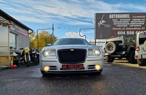 CHRYSLER 300 