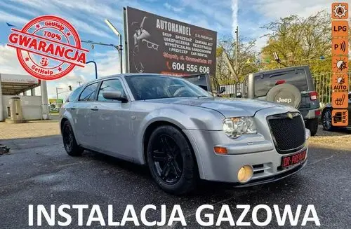 CHRYSLER 300 