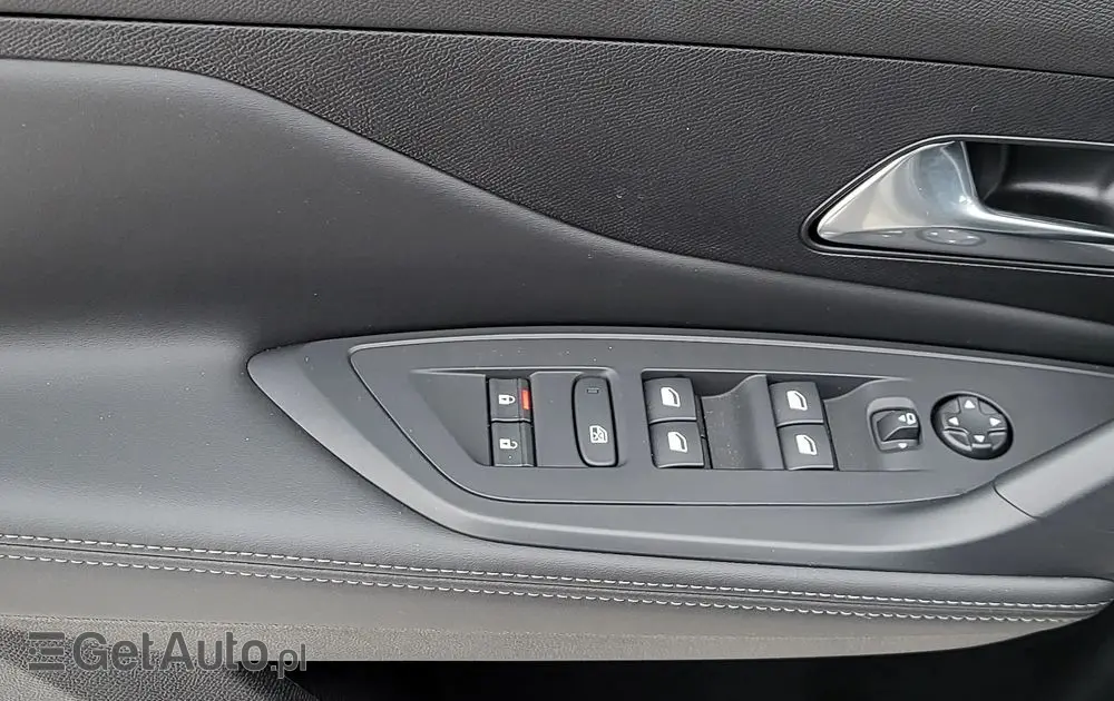 PEUGEOT 408 1.2 PureTech mHEV Allure S&S e-DSC6