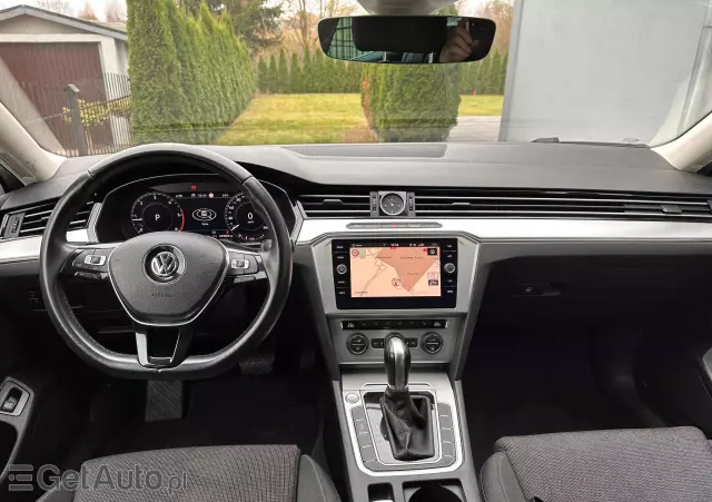 VOLKSWAGEN Passat Variant 2.0 TDI DSG (BlueMotion Technology) Highline