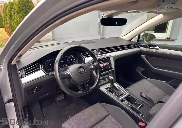 VOLKSWAGEN Passat Variant 2.0 TDI DSG (BlueMotion Technology) Highline
