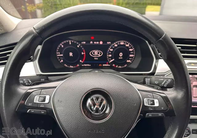 VOLKSWAGEN Passat Variant 2.0 TDI DSG (BlueMotion Technology) Highline