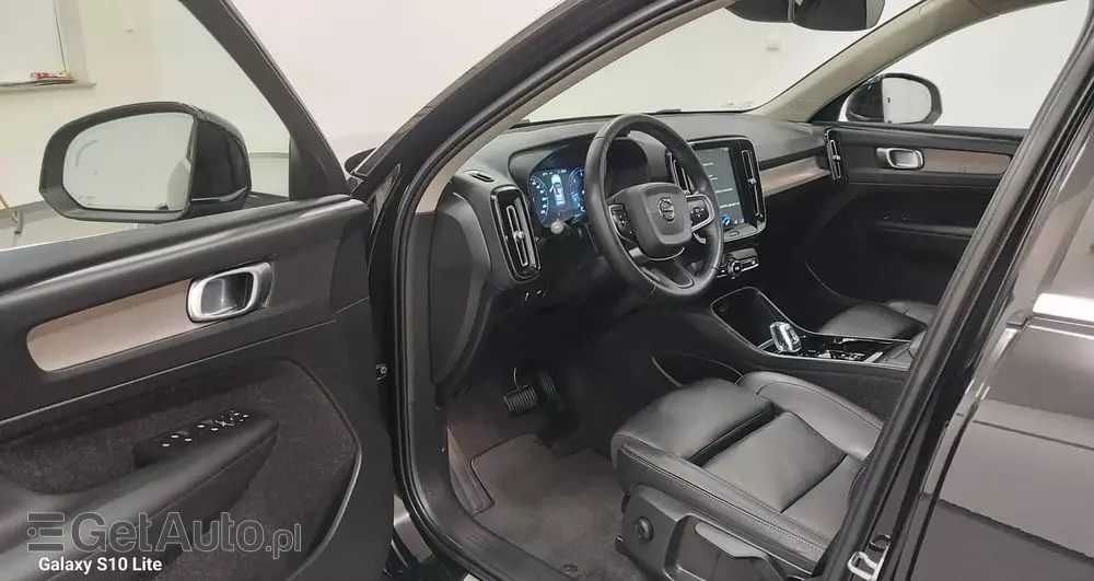 VOLVO XC 40 D3 Inscription