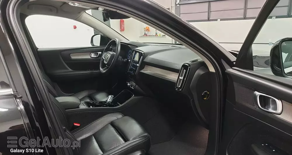 VOLVO XC 40 D3 Inscription