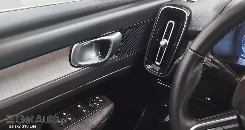 VOLVO XC 40 D3 Inscription