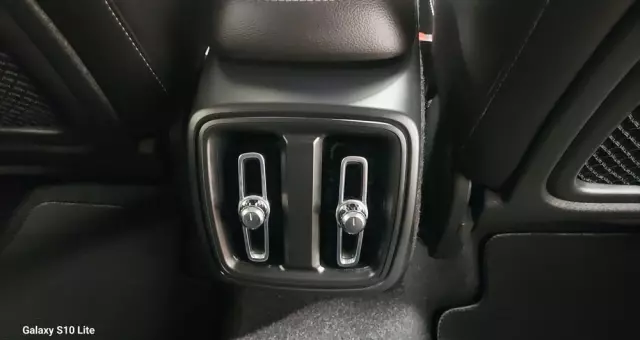 VOLVO XC 40 D3 Inscription