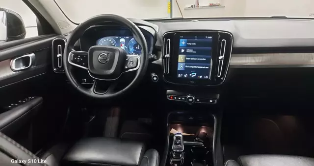 VOLVO XC 40 D3 Inscription