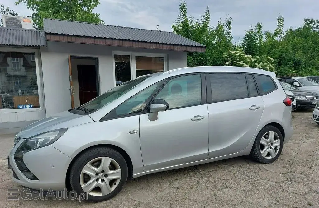 OPEL Zafira 