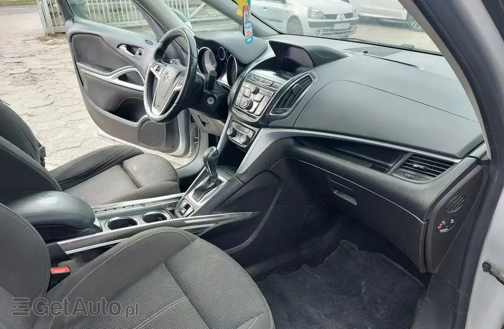 OPEL Zafira 