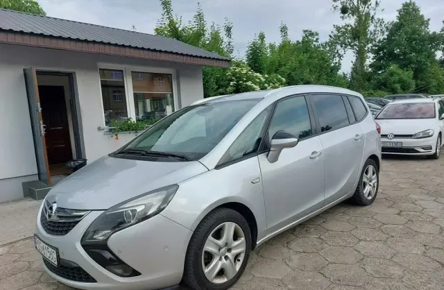 OPEL Zafira 