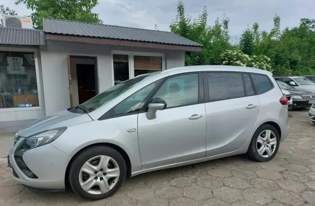 OPEL Zafira 
