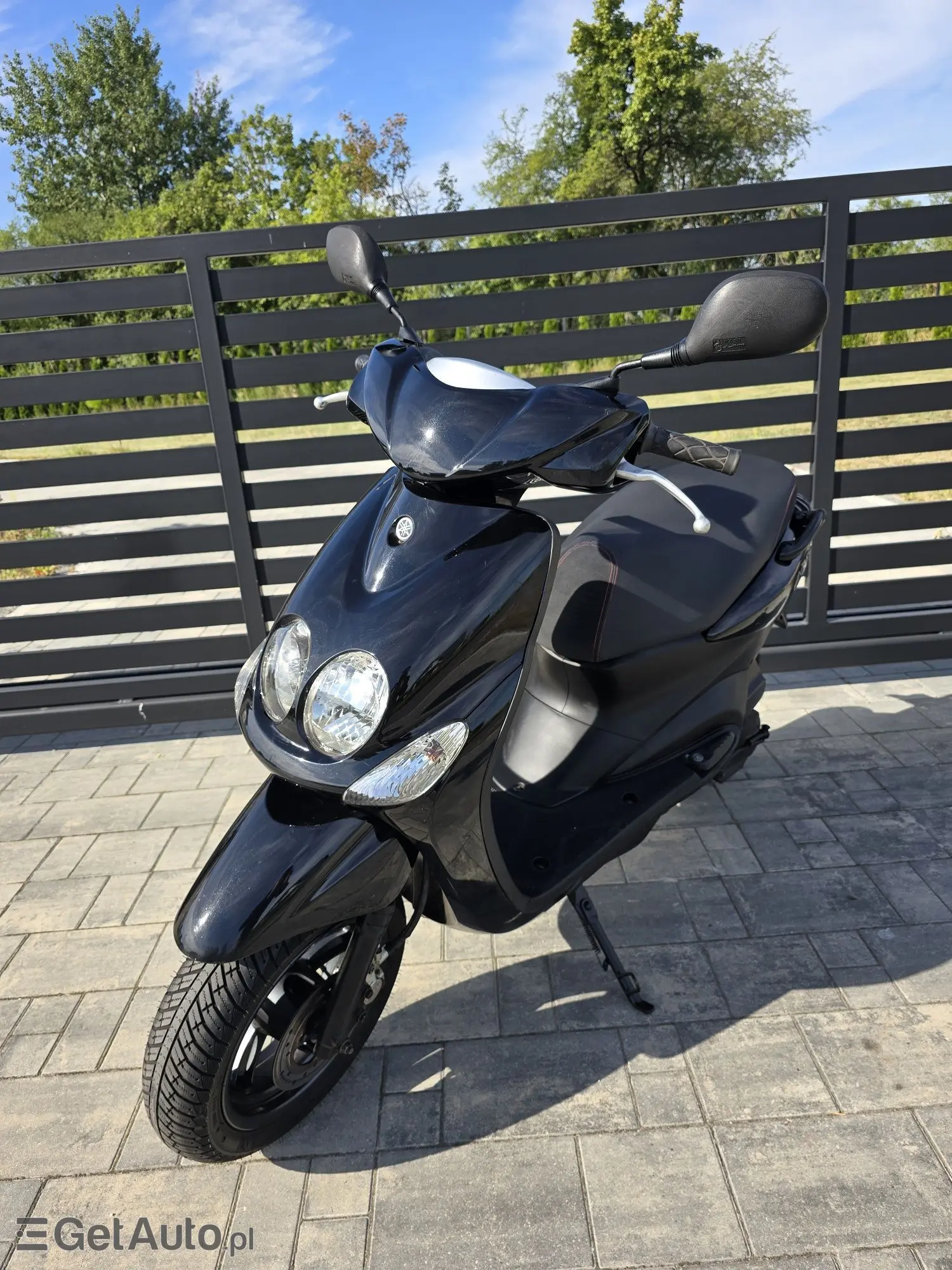 YAMAHA Neos 