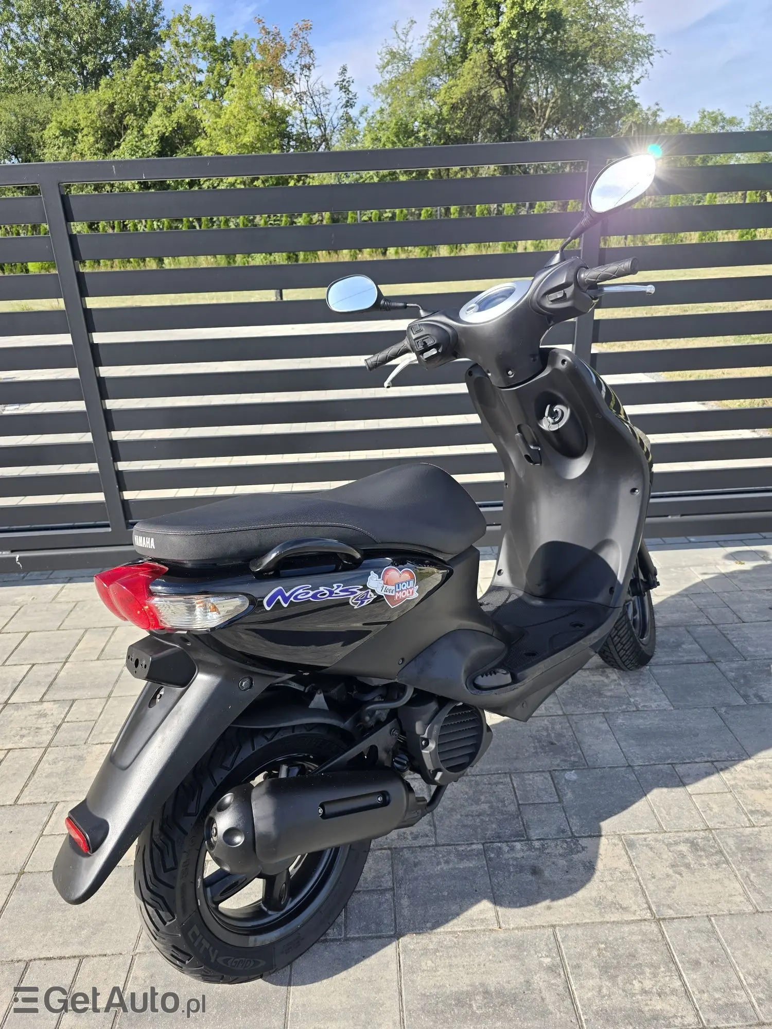 YAMAHA Neos 