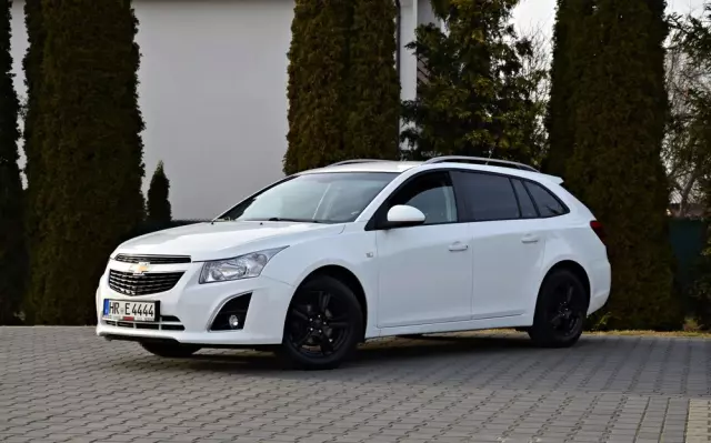 CHEVROLET Cruze Station Wagon 1.6 LT