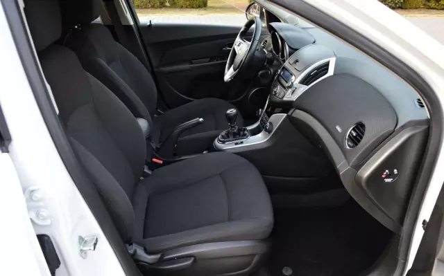 CHEVROLET Cruze Station Wagon 1.6 LT