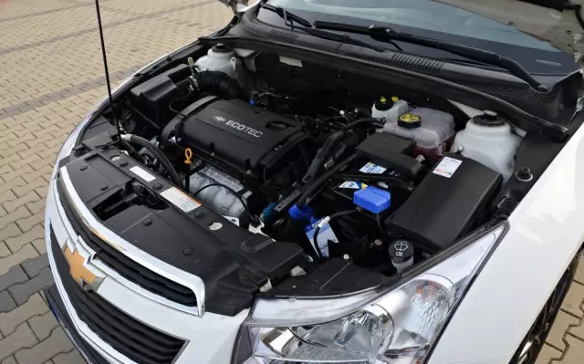 CHEVROLET Cruze Station Wagon 1.6 LT