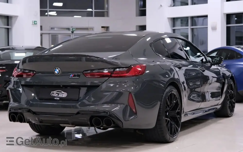 BMW M8 
