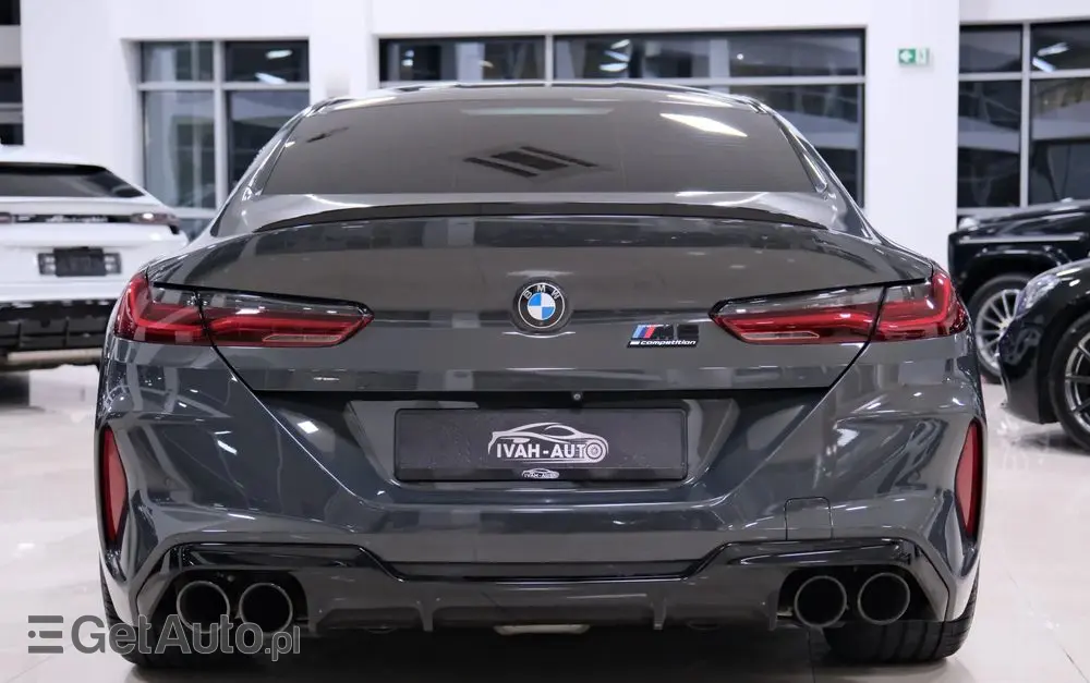 BMW M8 
