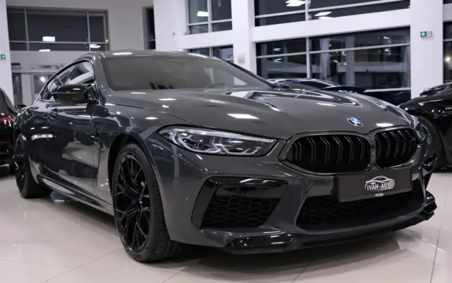 BMW M8 
