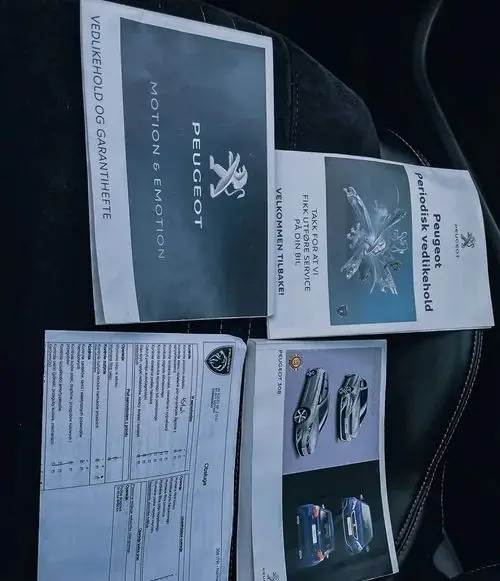 PEUGEOT 308 