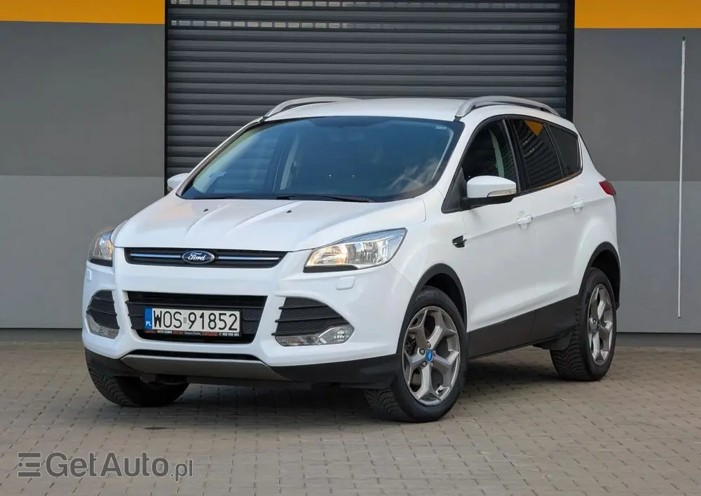 FORD Kuga 1.6 EcoBoost 2x4 Titanium
