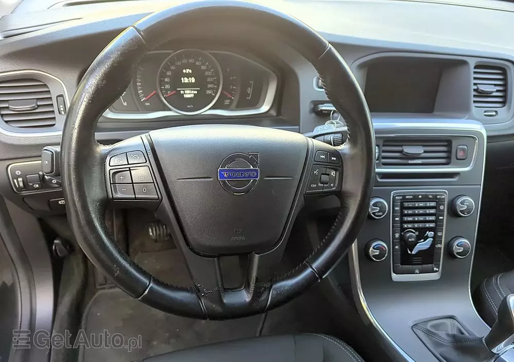 VOLVO V60 D2 Drive-E Summum