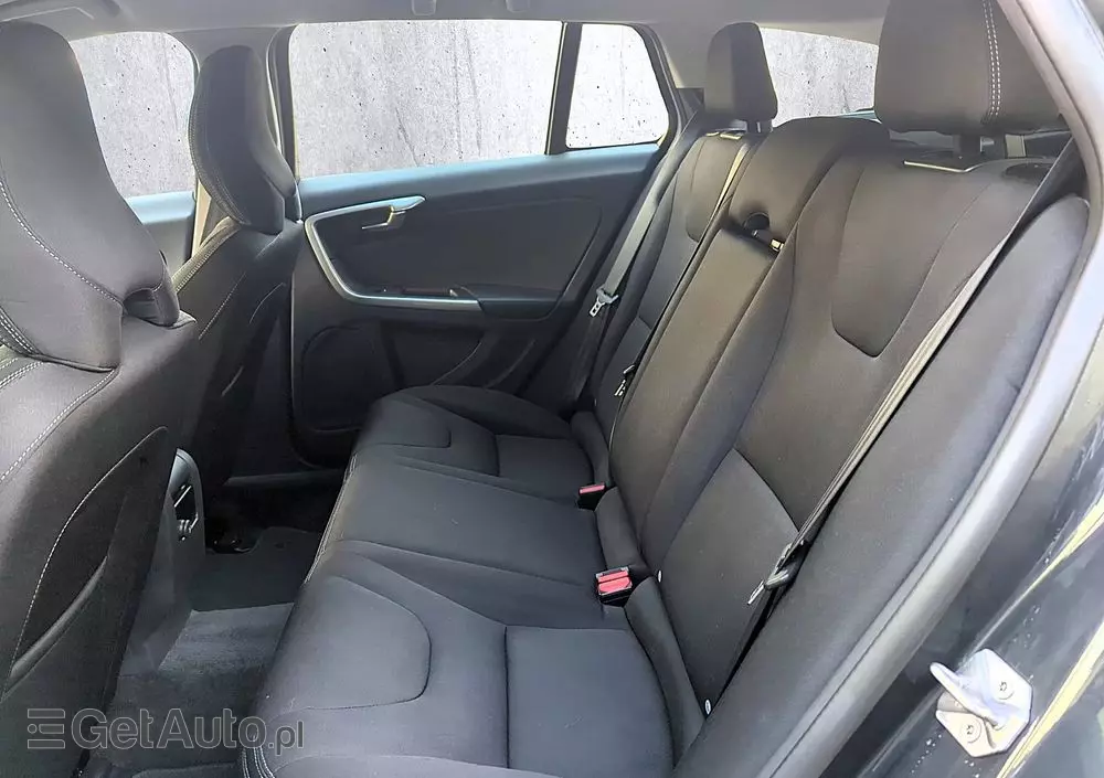 VOLVO V60 D2 Drive-E Summum