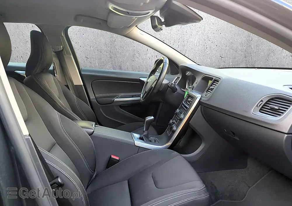 VOLVO V60 D2 Drive-E Summum