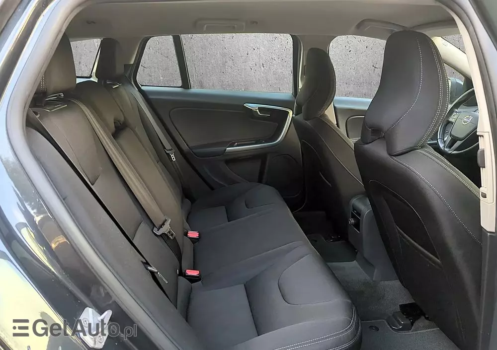 VOLVO V60 D2 Drive-E Summum