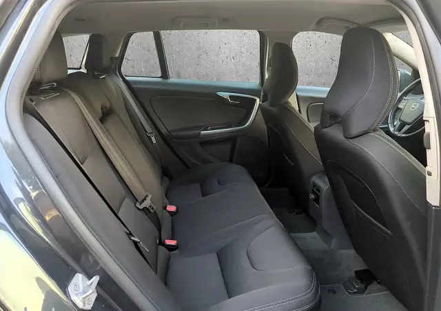 VOLVO V60 D2 Drive-E Summum
