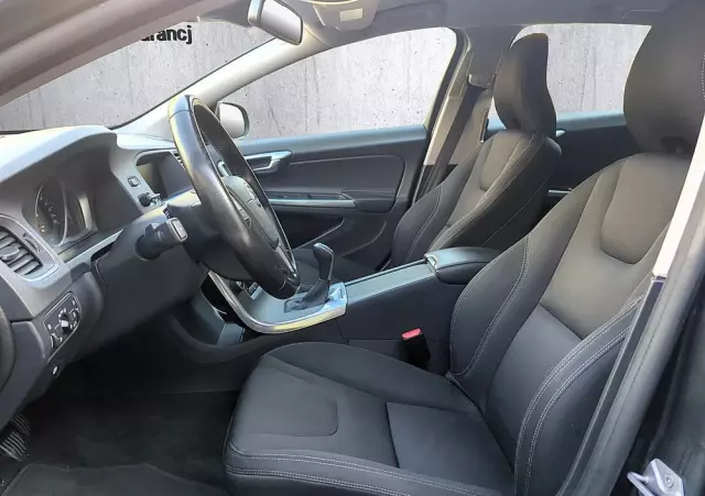 VOLVO V60 D2 Drive-E Summum