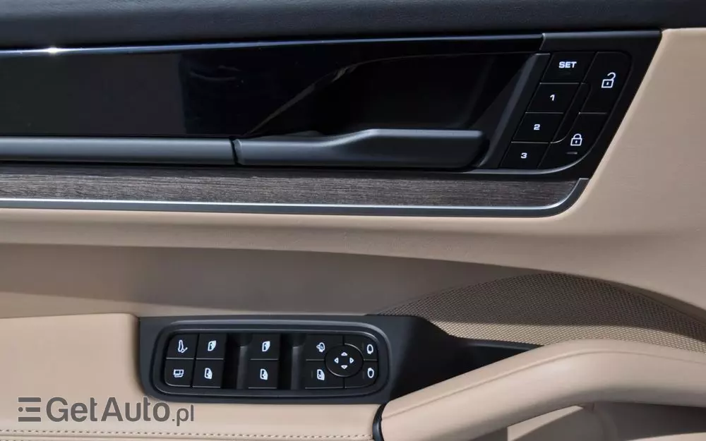 PORSCHE Cayenne E-Hybrid Turbo S Tiptronic S