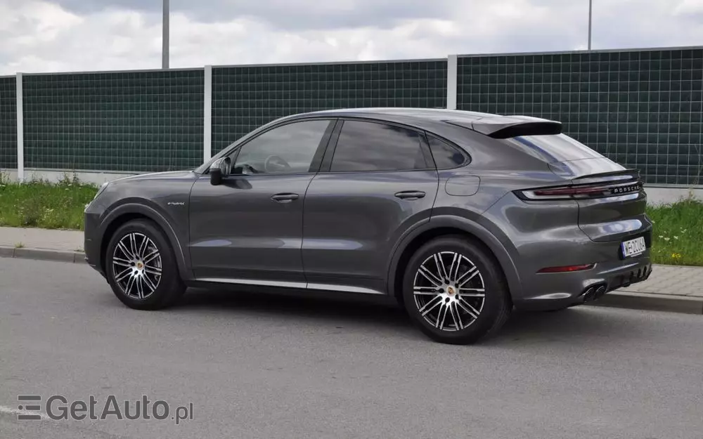 PORSCHE Cayenne E-Hybrid Turbo S Tiptronic S
