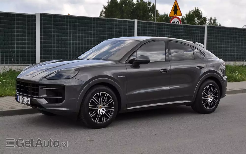 PORSCHE Cayenne E-Hybrid Turbo S Tiptronic S