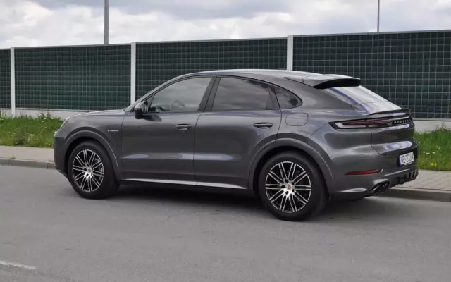 PORSCHE Cayenne E-Hybrid Turbo S Tiptronic S