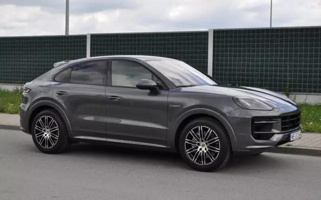 PORSCHE Cayenne E-Hybrid Turbo S Tiptronic S
